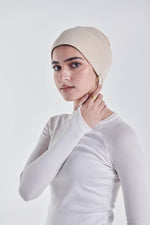 No Threads Closed Cotton Bonnet