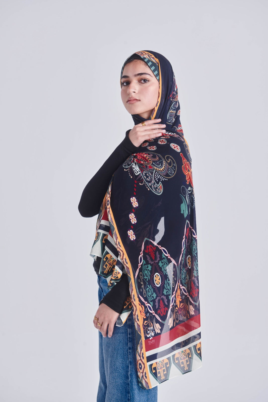 Persian Muse (Code 141)