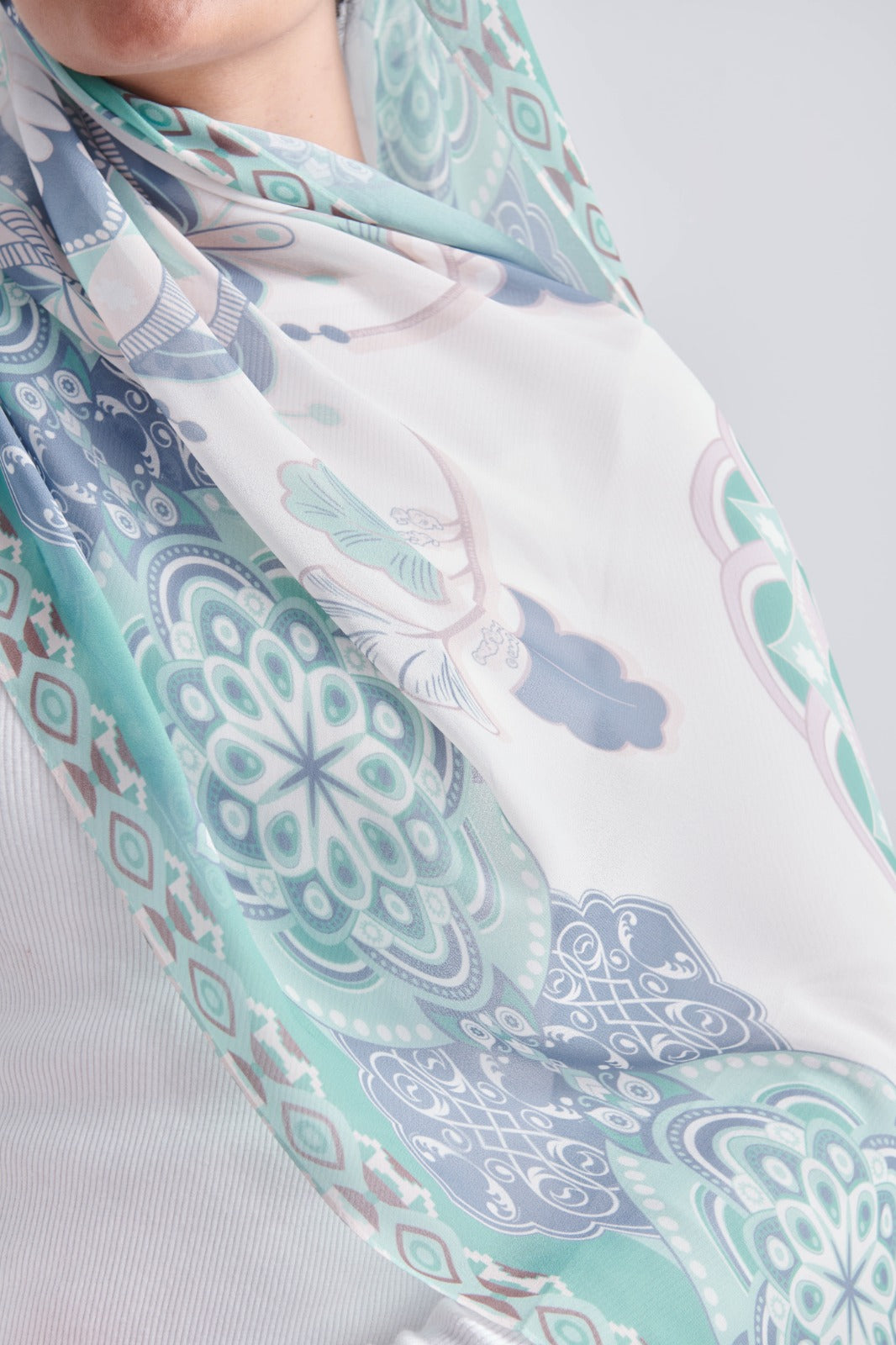 Mint Harmony
Chiffon (Code 135)